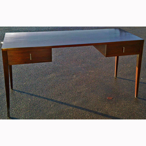 Archetype Writing Table